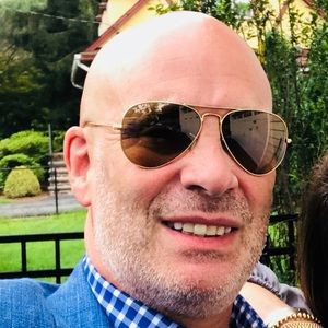 Meet your Posher, Marc